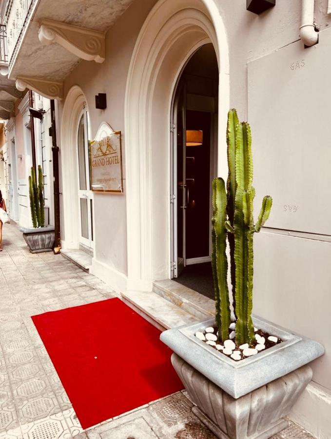 Pfa Hotel فياريجيو المظهر الخارجي الصورة