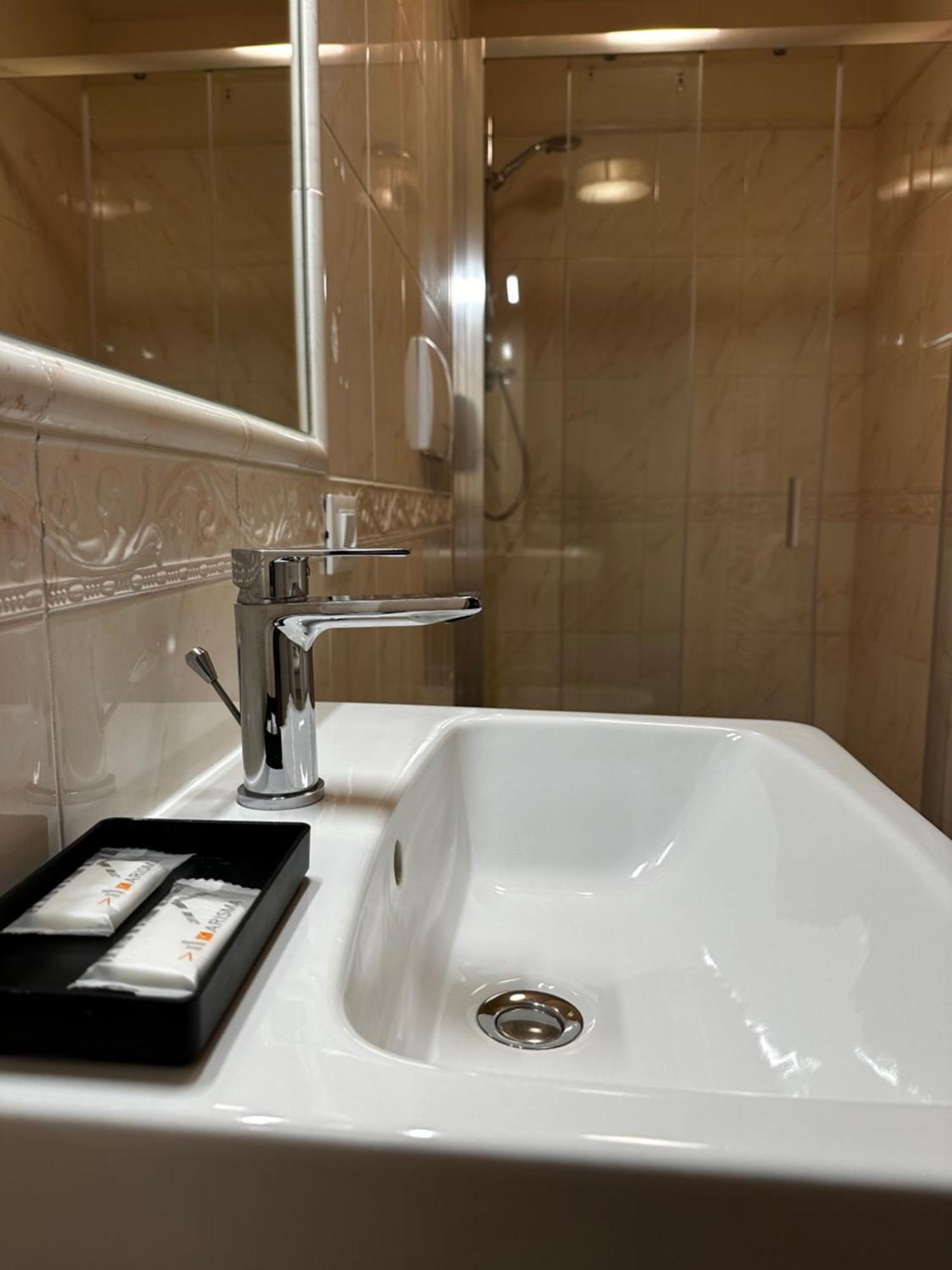 Pfa Hotel فياريجيو المظهر الخارجي الصورة